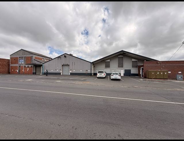 4,527M² WAREHOUSE TO LET IN BEACONVALE